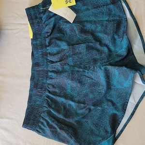All in Motion run short 3" so XXL